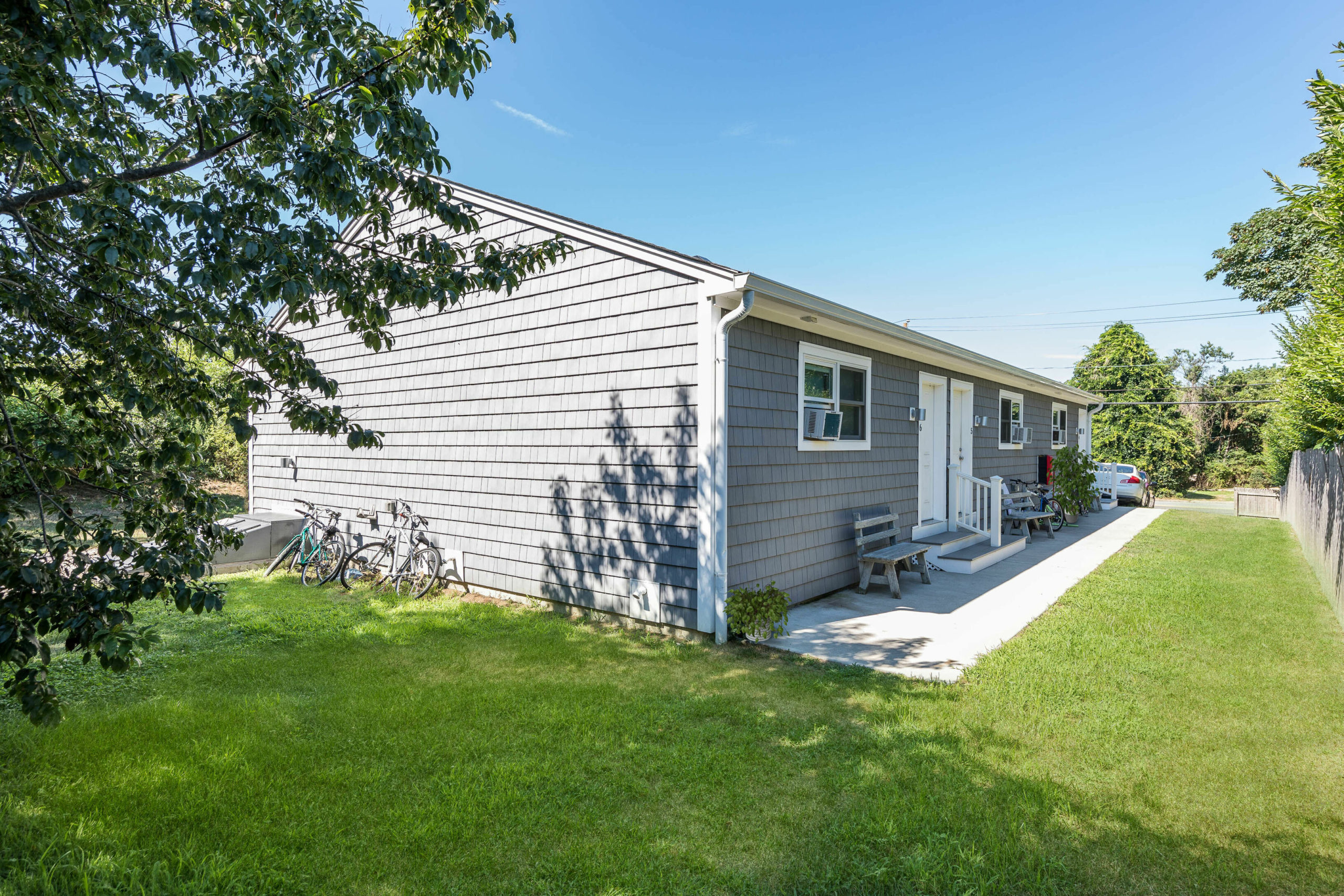 White Swan The Gary Lynn Apartments Martha Greene Real Estatemartha Greene Real Estate