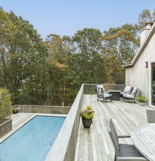 Fleetwood’s Escape & Pool